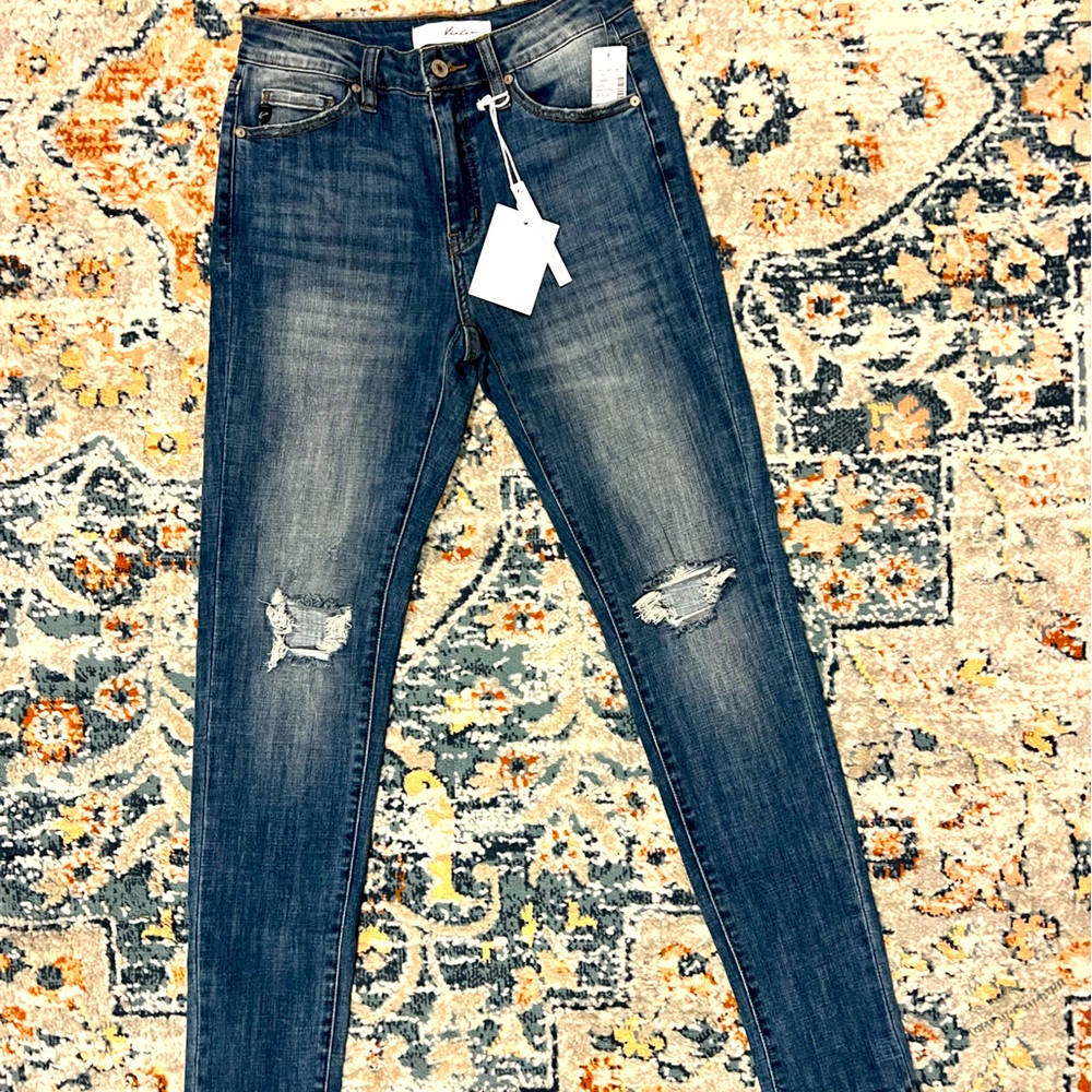 5/26 Kancan Jeans with 29” inseam.  New with tags.